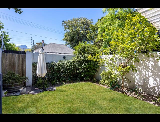 3 BEDROOM APARTMENT FOR SALE IN WYNBERG UPPER